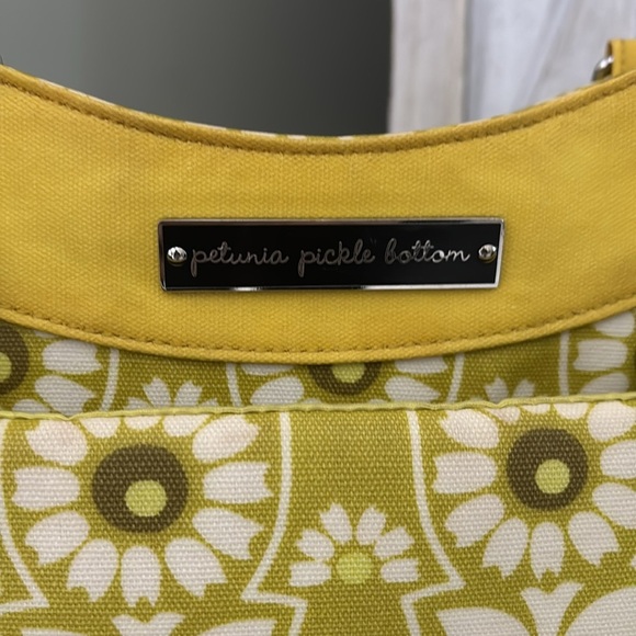 Petunia Pickle Bottom City Carryall in Chartreuse Sunlit Stockholm colorway - Picture 2 of 10